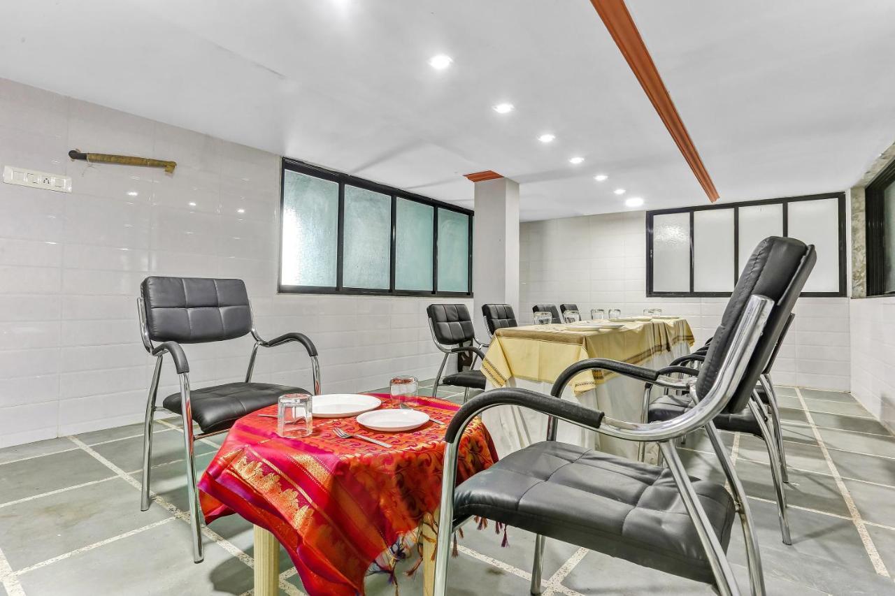 Oyo Flagship 83396 Hotel Vinyasa Residency Bombaim Exterior foto